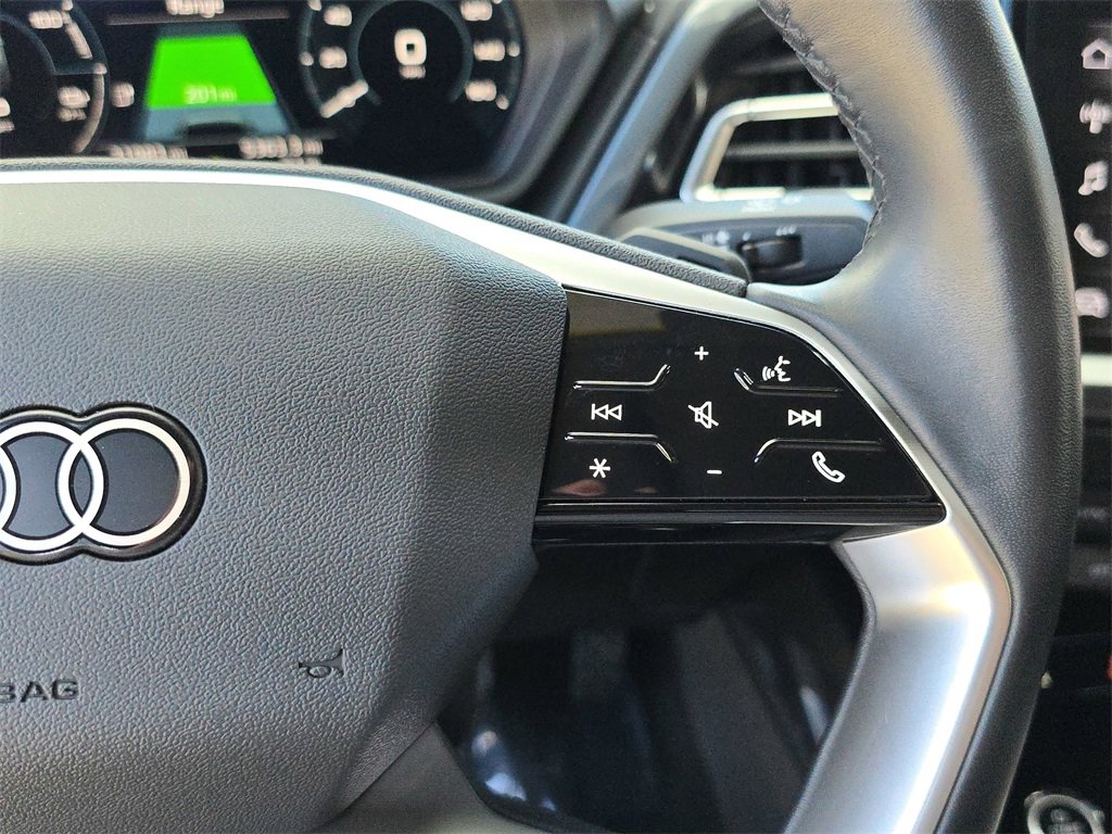 Used 2023 Audi Q4 e-tron Premium image 25
