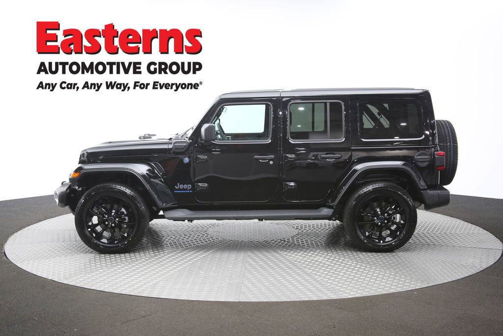 Used 2025 Jeep Wrangler Unlimited Sahara w/ Safety Group image 61
