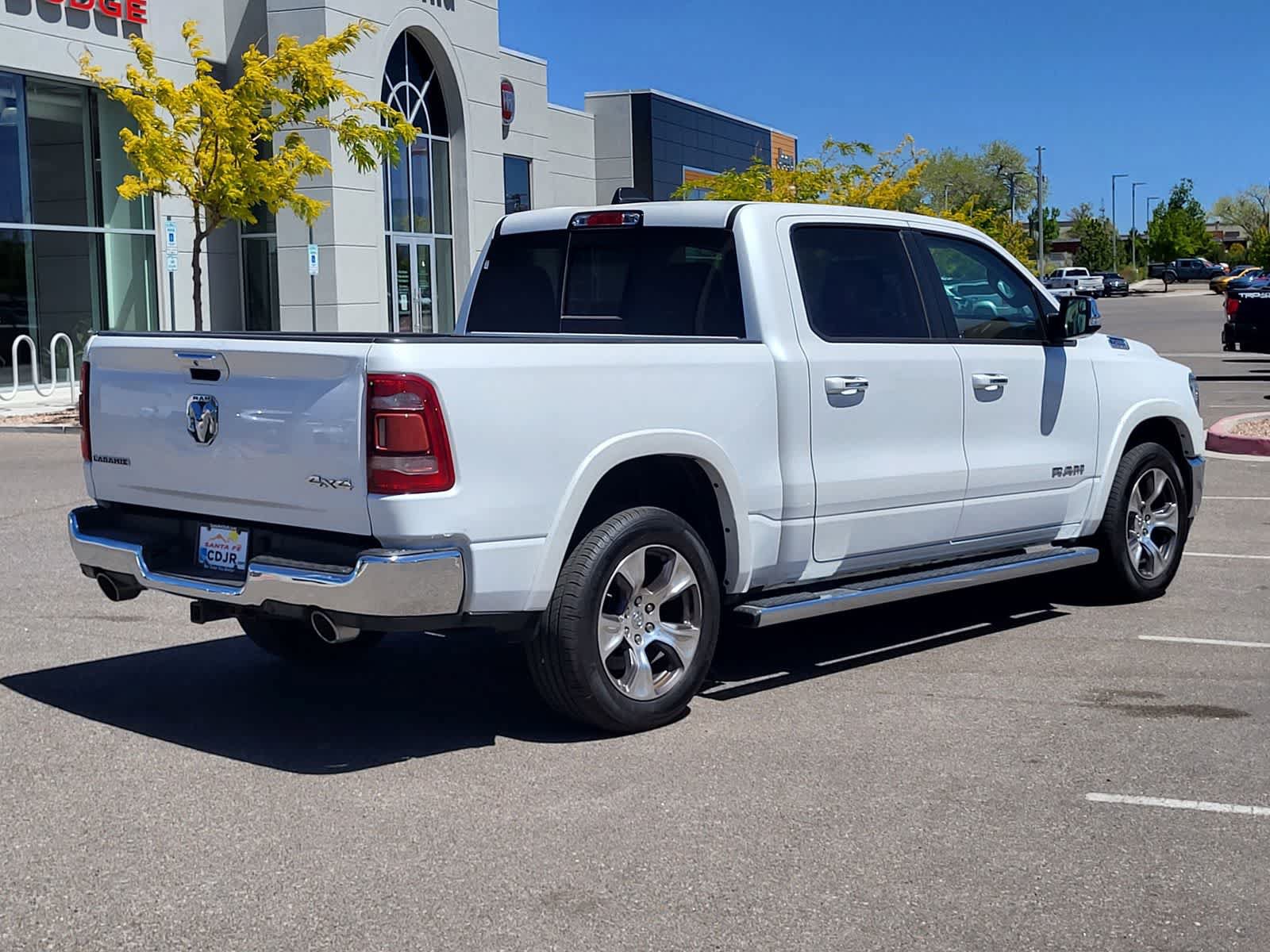 Used 2019 RAM 1500 Laramie AWD/4WD image 5
