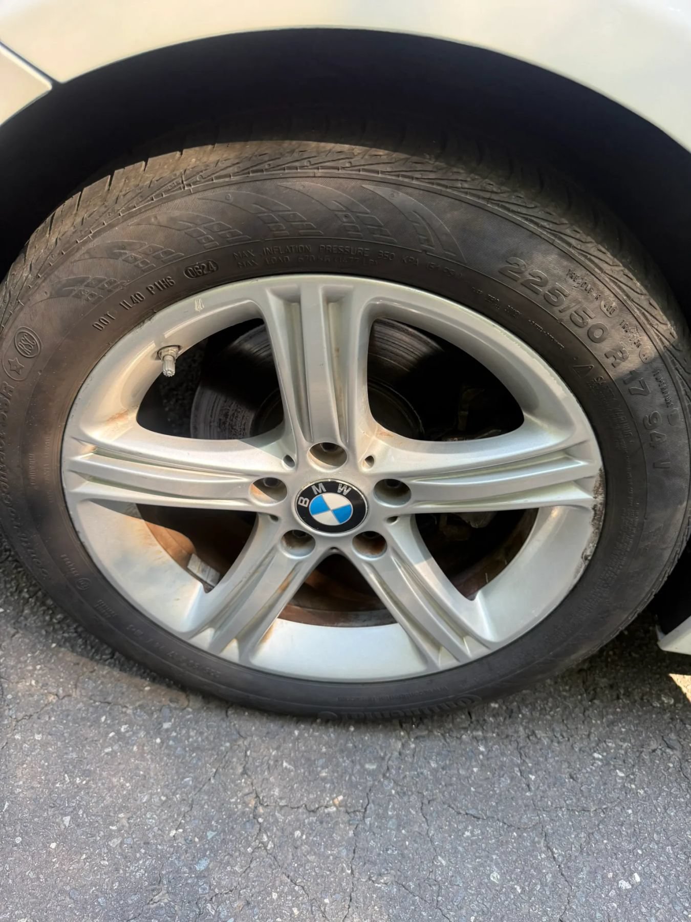Used 2013 BMW 320i Sedan RWD image 27