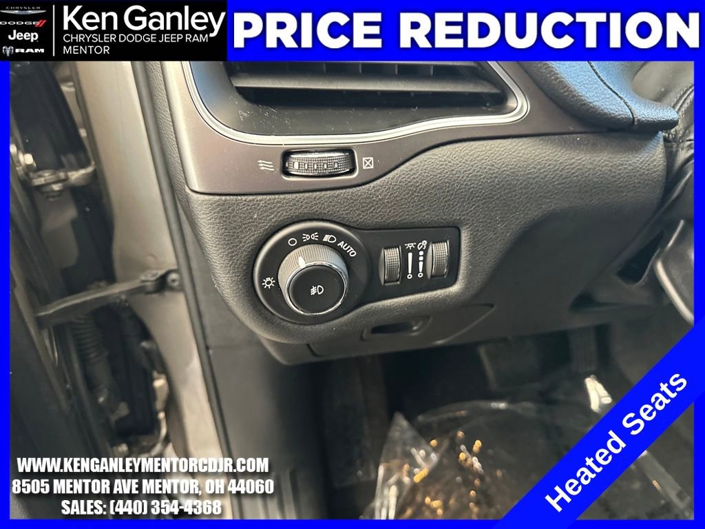 Used 2019 Jeep Cherokee Latitude Plus w/ Cold Weather Group image 12
