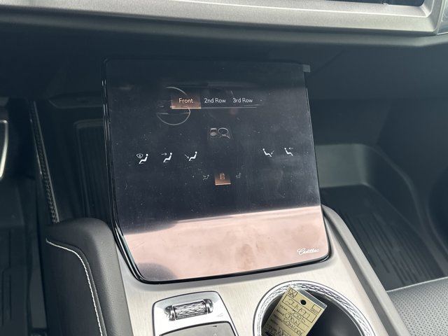 New 2026 Cadillac Vistiq Sport w/ LPO, Floor Liner Package image 20