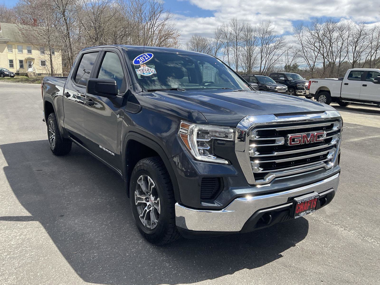 Used 2021 GMC Sierra 1500 4x4 Crew Cab w/ Sierra Value Package image 7
