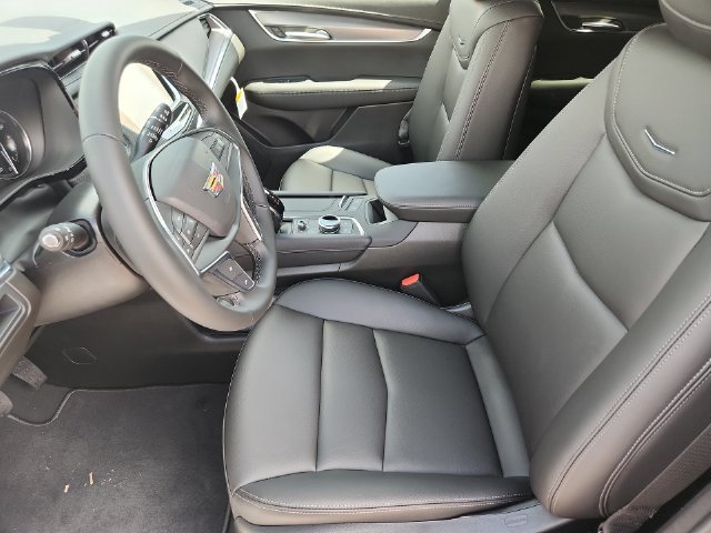 New 2026 Cadillac XT5 Luxury AWD/4WD image 10