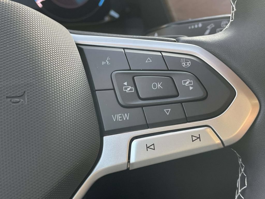 New 2026 Volkswagen Atlas SE FWD image 23