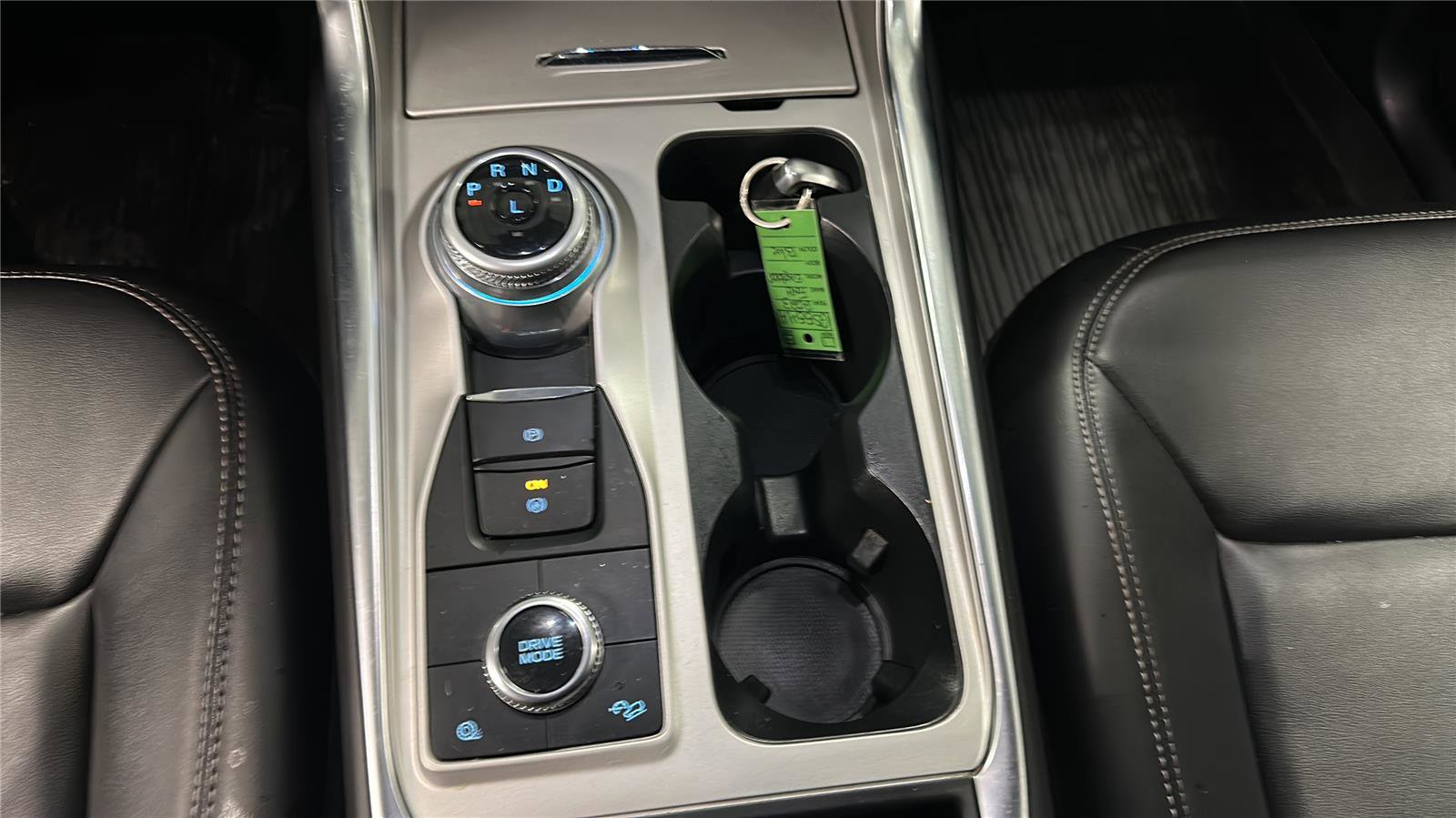 Used 2023 Ford Explorer XLT w/ Equipment Group 202A image 22