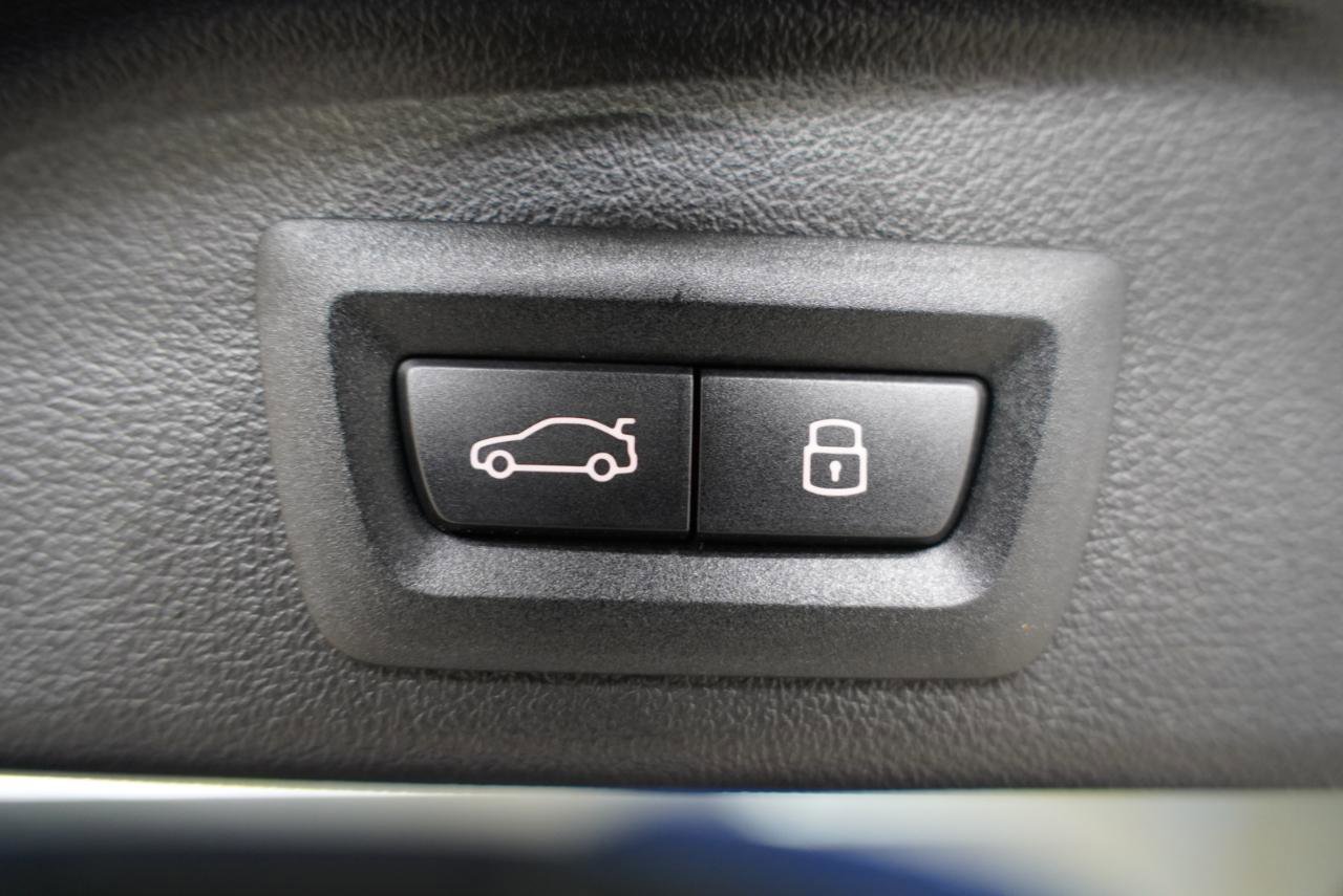 Used 2026 BMW X5 M Competition w/ Executive Package image 41