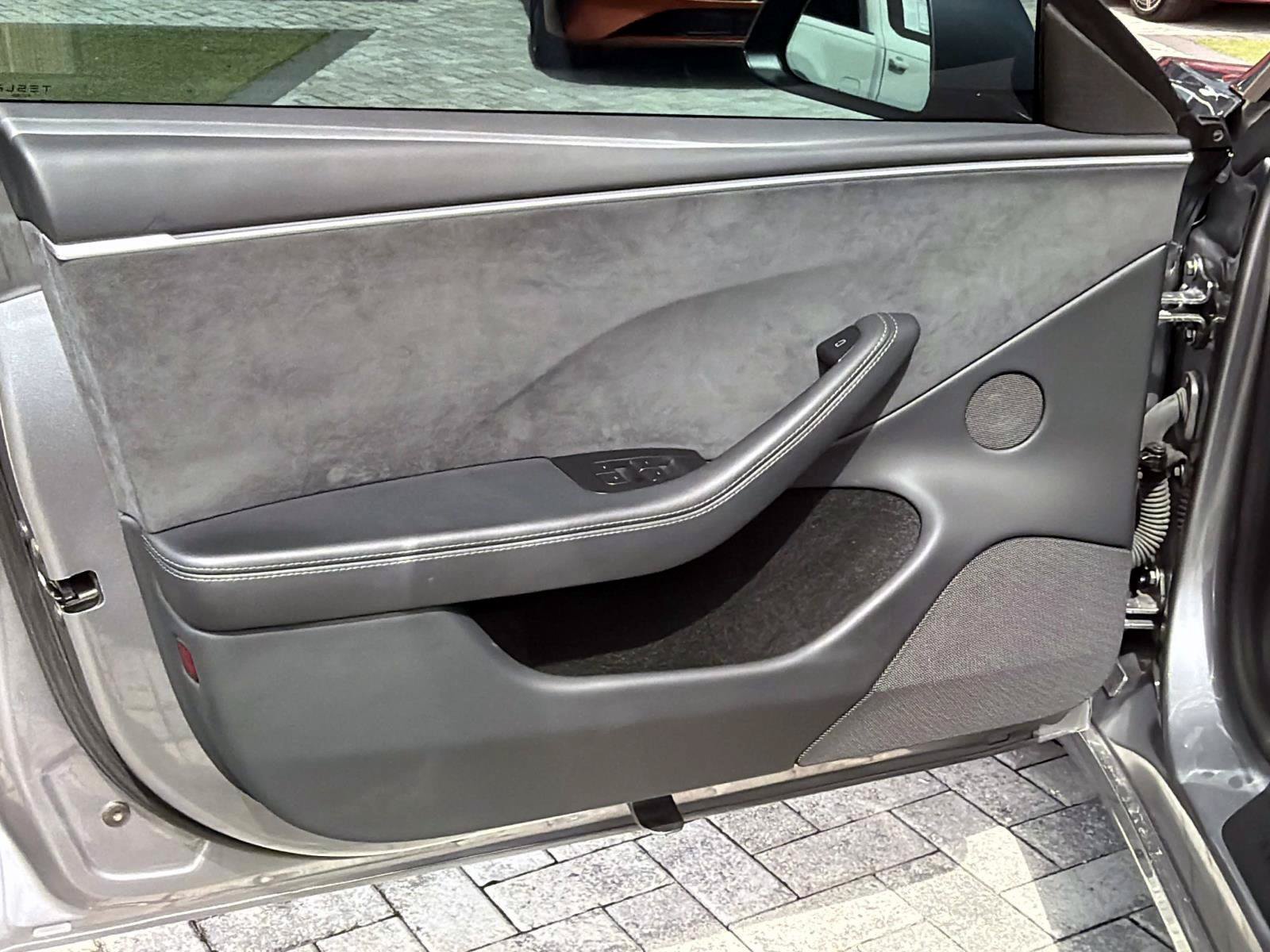 Used 2025 Tesla Model 3 Long Range AWD/4WD image 14