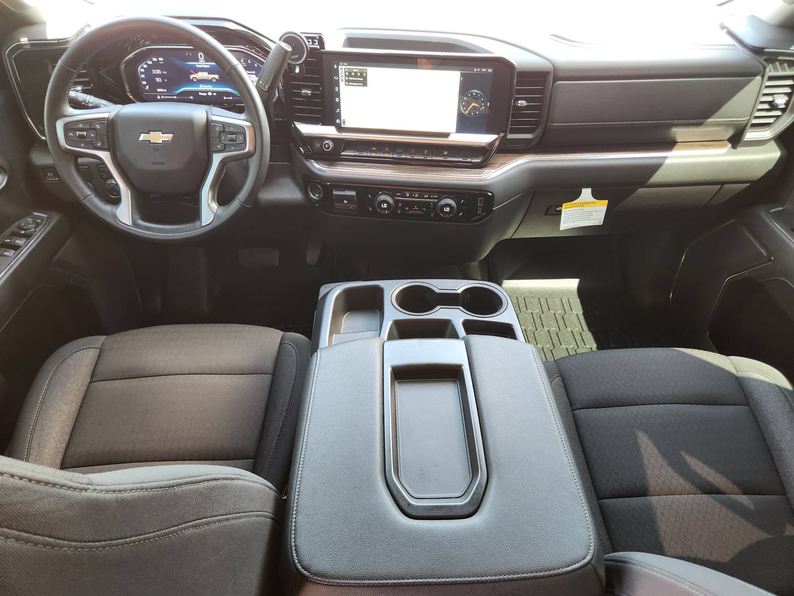Certified 2025 Chevrolet Silverado 1500 LT RWD image 29