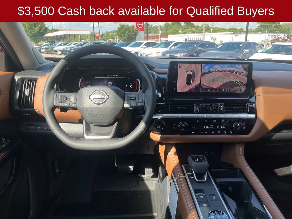 New 2026 Nissan Pathfinder Platinum AWD/4WD image 23