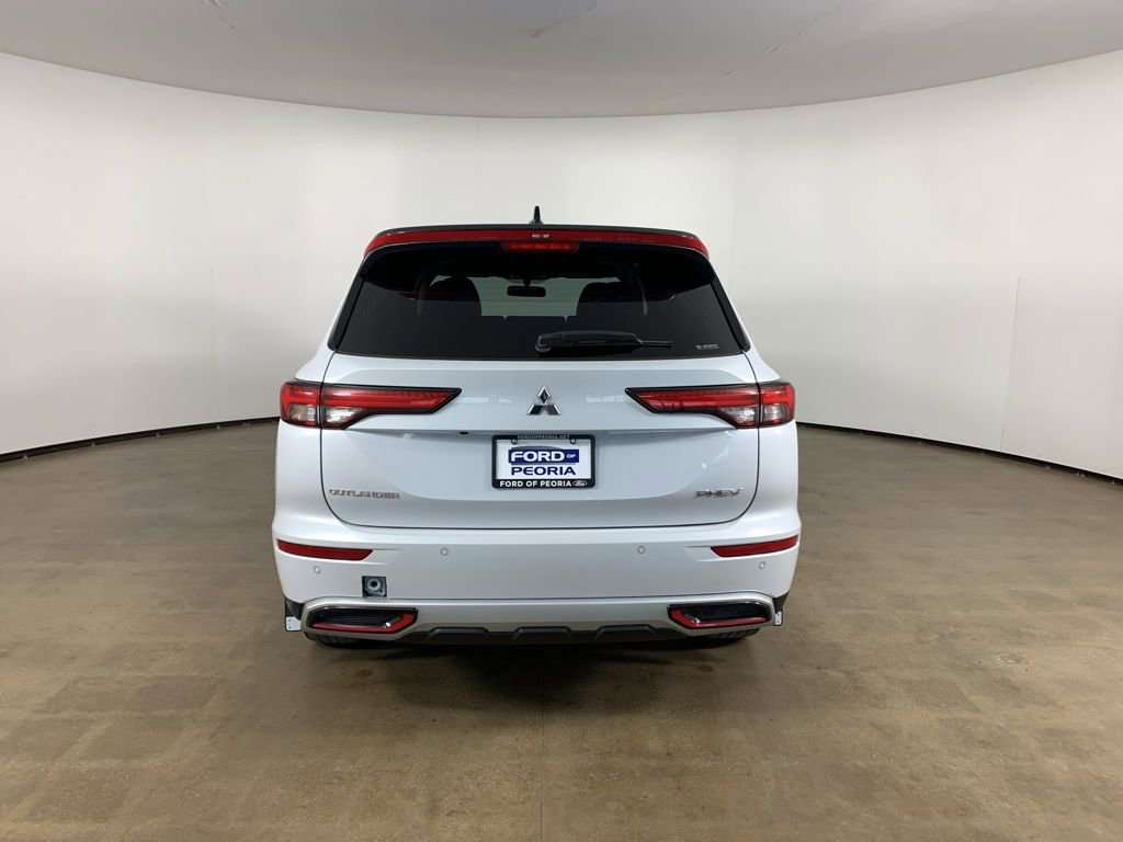 Used 2024 Mitsubishi Outlander Ralliart image 10