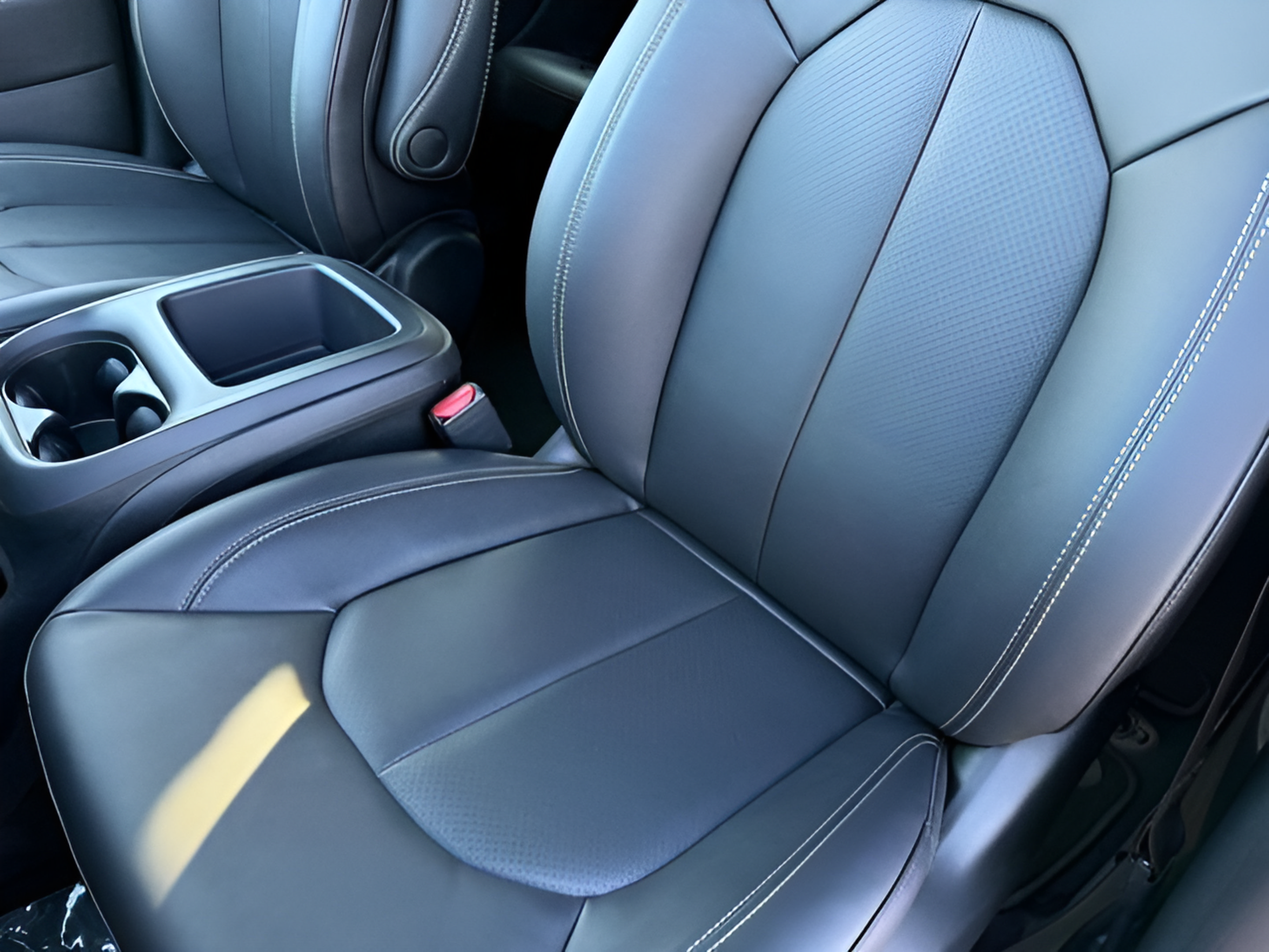 New 2026 Chrysler Pacifica Select w/ S Appearance Package FWD image 29