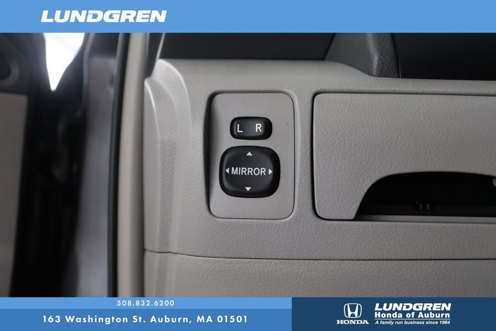 Used 2007 Toyota Camry XLE FWD image 27