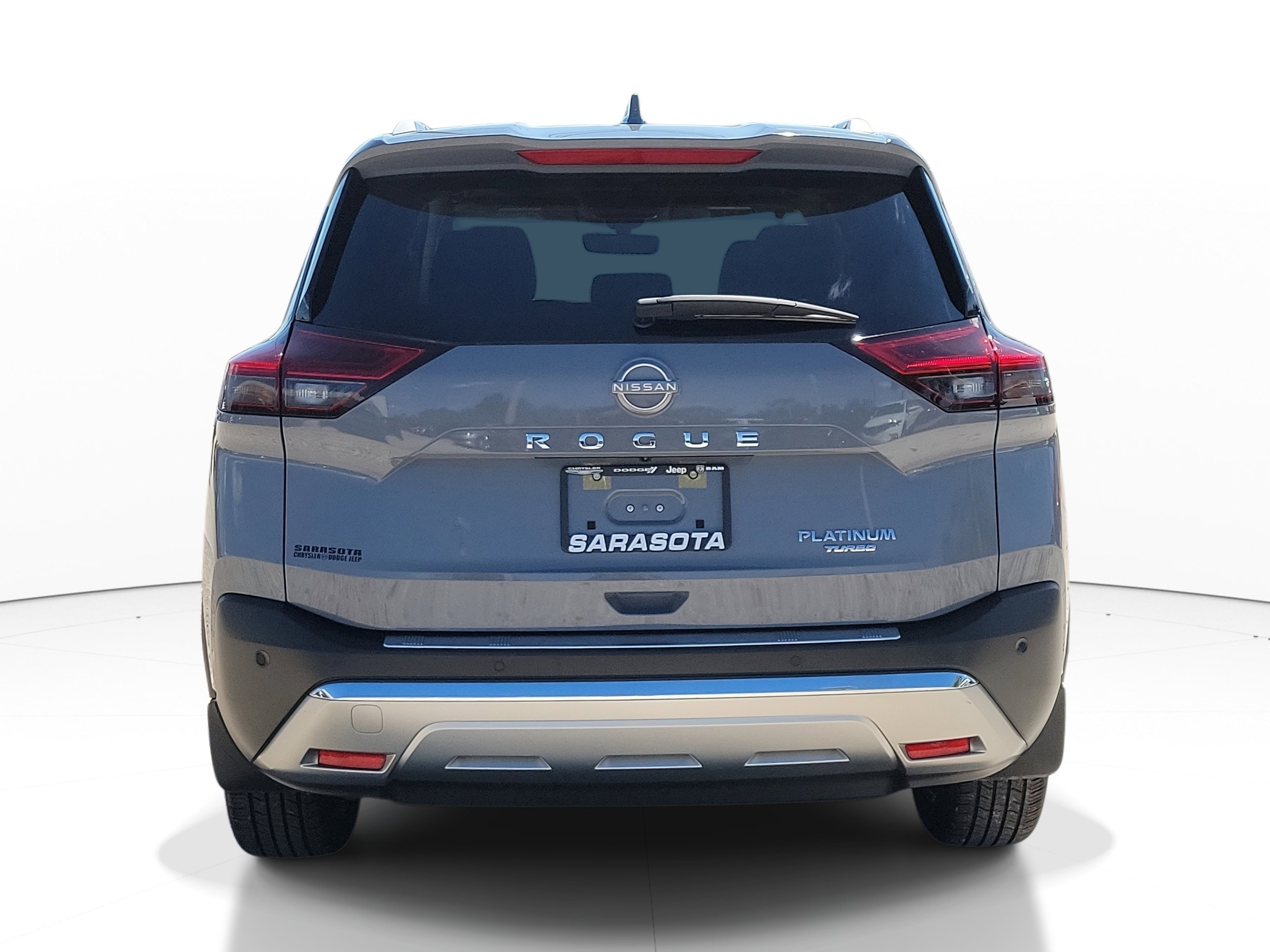 Used 2022 Nissan Rogue Platinum w/ Head-Up Display Package image 5