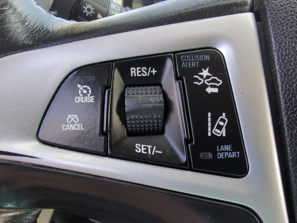 Used 2014 Chevrolet Equinox LTZ image 19