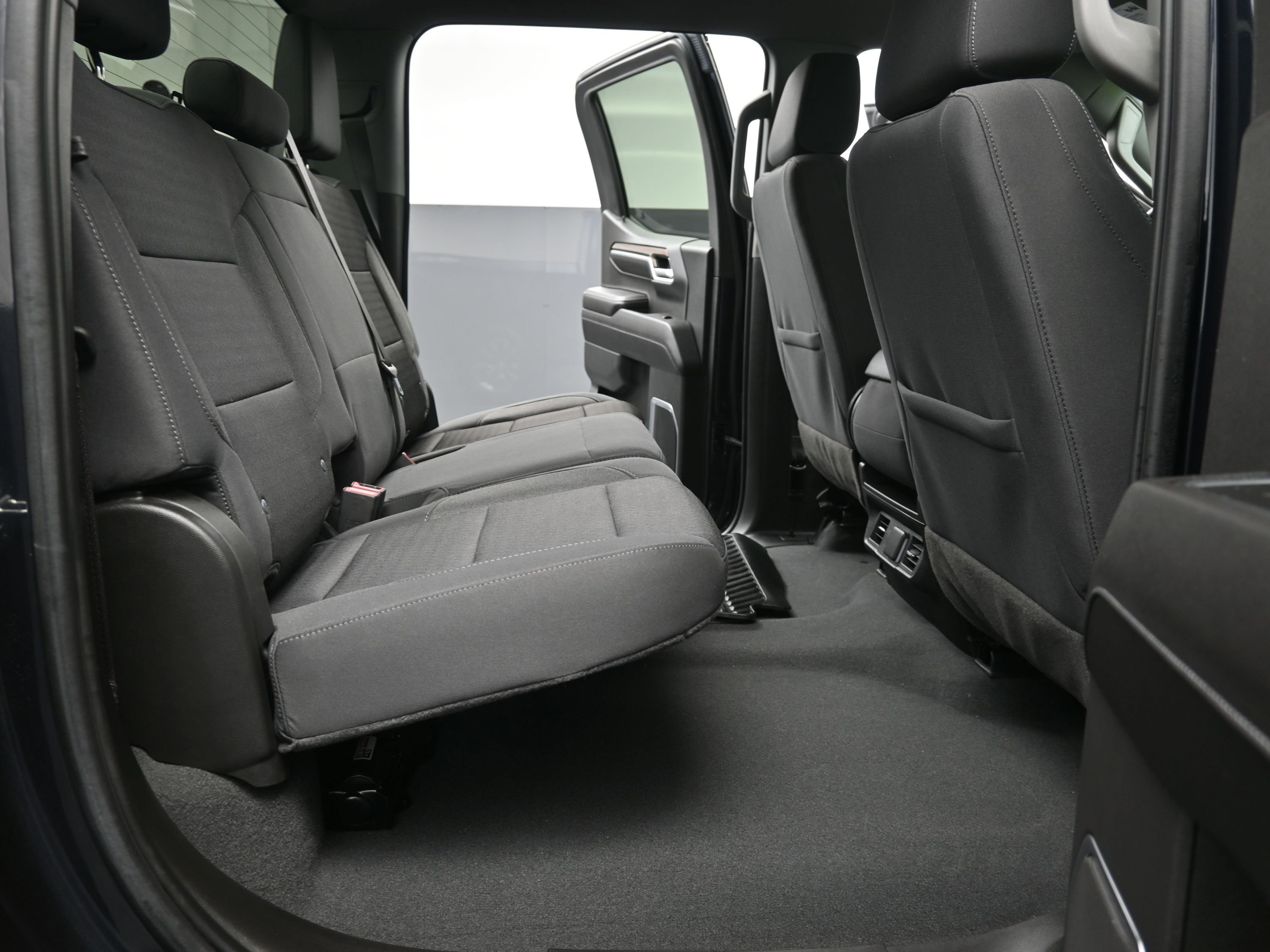 Used 2022 Chevrolet Silverado 1500 LT image 27