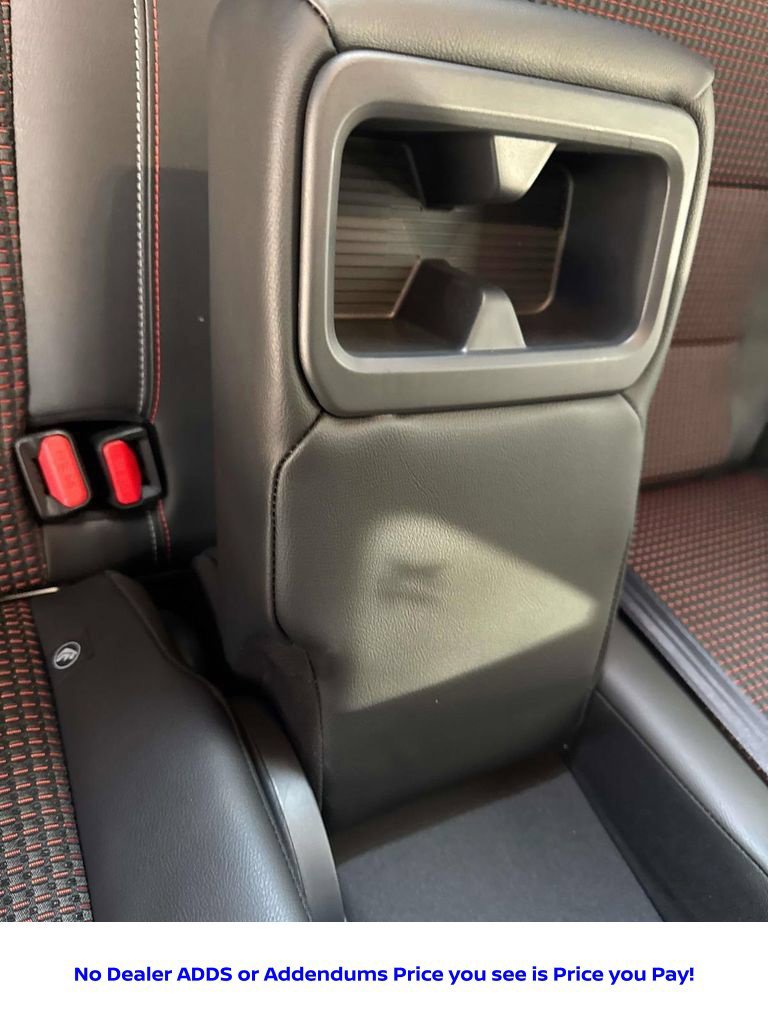 New 2026 Nissan Kicks SR w/ Illumination Package FWD image 27