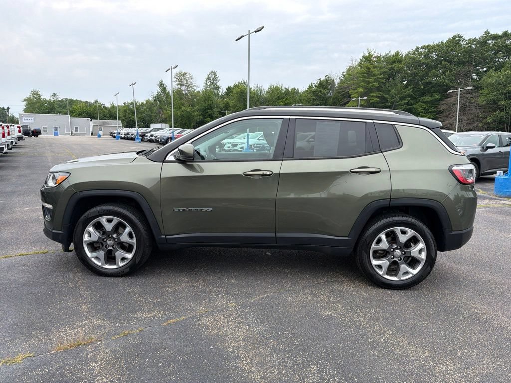 Used 2018 Jeep Compass Limited w/ Navigation Group AWD/4WD image 3