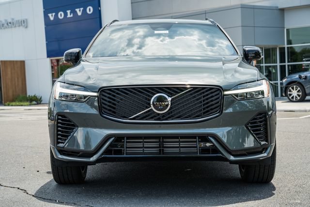 New 2026 Volvo XC60 T8 Plus w/ Climate Package AWD/4WD image 2