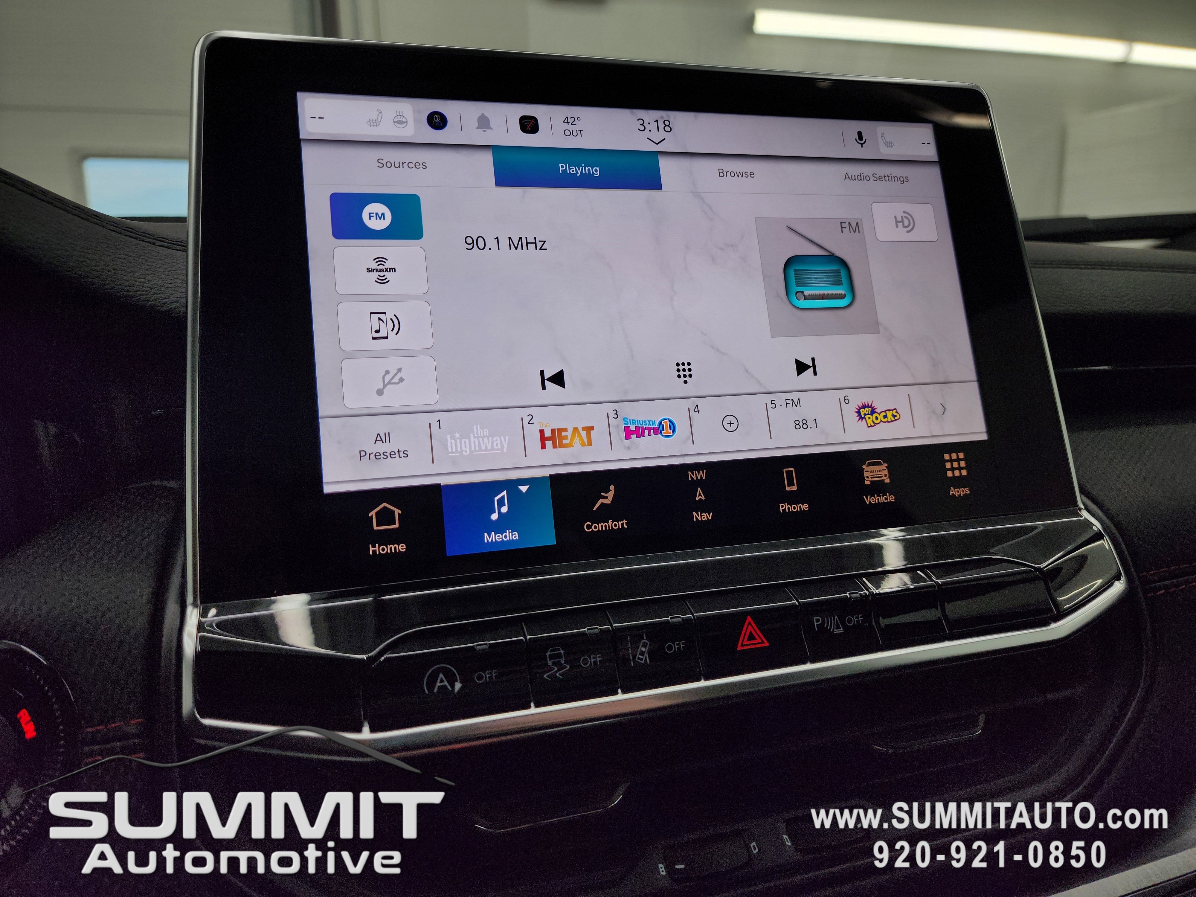 New 2026 Jeep Compass Trailhawk w/ Sun, Sound & Navigation Group image 50