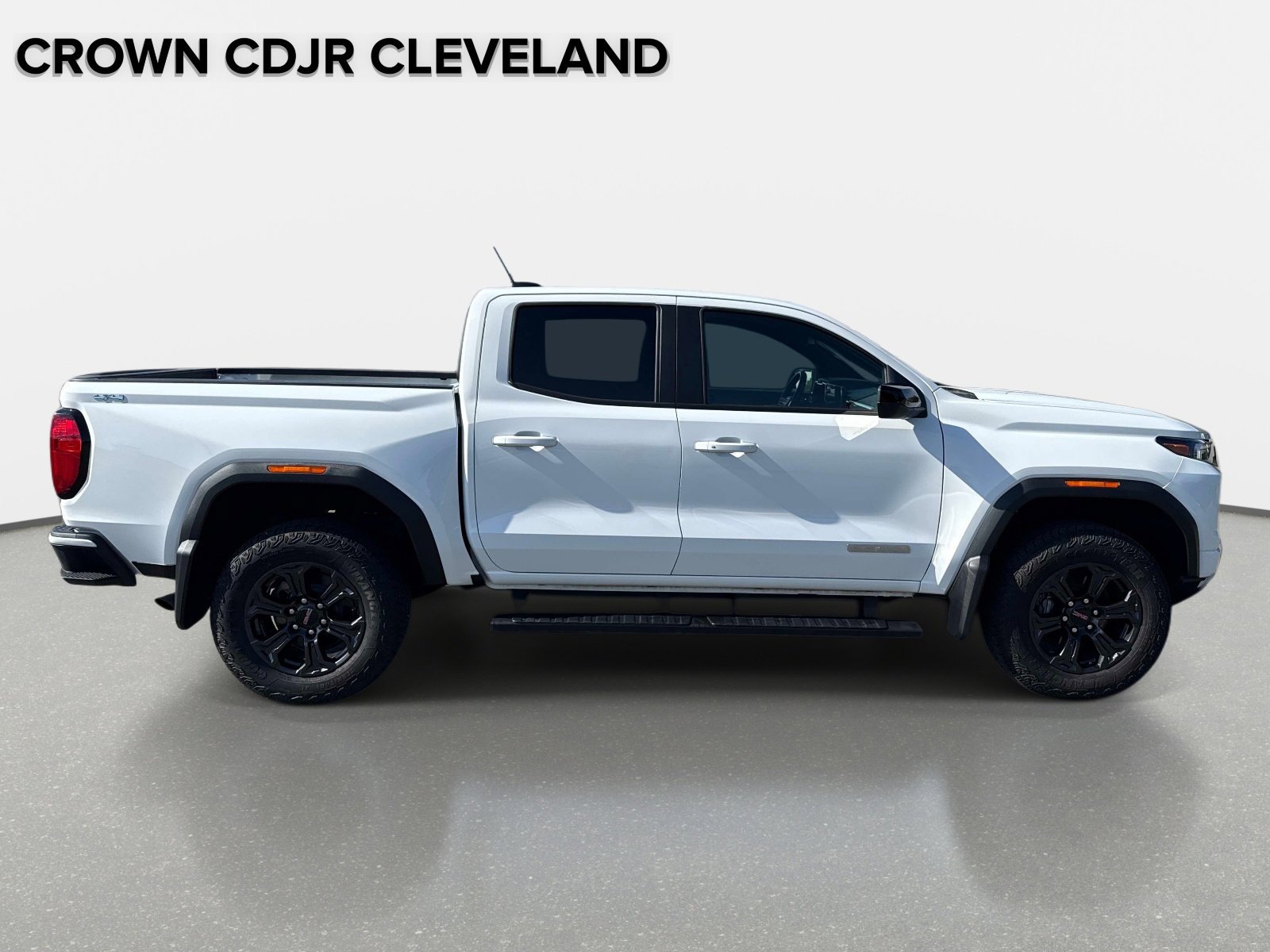 Used 2025 GMC Canyon Elevation w/ Convenience Package AWD/4WD image 4