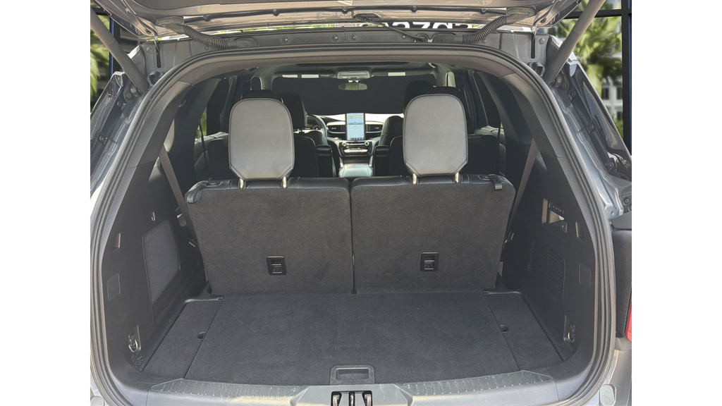 Used 2021 Ford Explorer ST w/ Equipment Group 401A AWD/4WD image 19