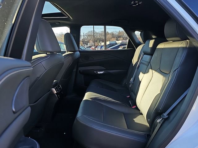 Used 2024 Lexus RX 350 w/ Convenience Package image 10