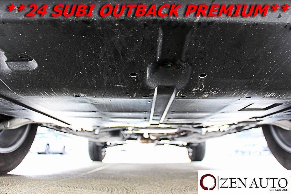 Used 2024 Subaru Outback Premium image 22