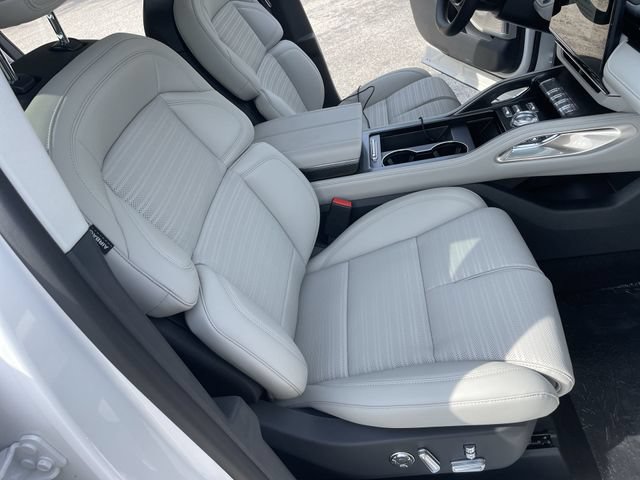 New 2026 Lincoln Nautilus Reserve AWD/4WD image 27