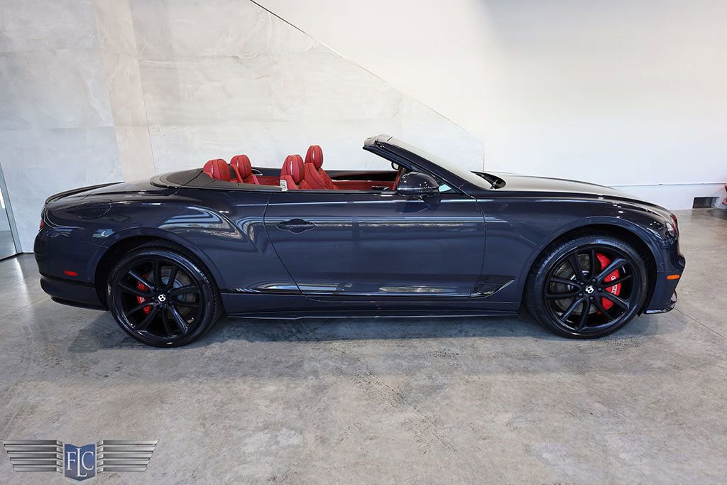 Used 2022 Bentley Continental GT image 2