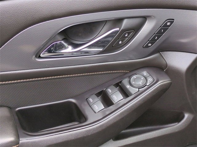 Used 2018 Chevrolet Traverse Premier w/ Redline Edition image 24