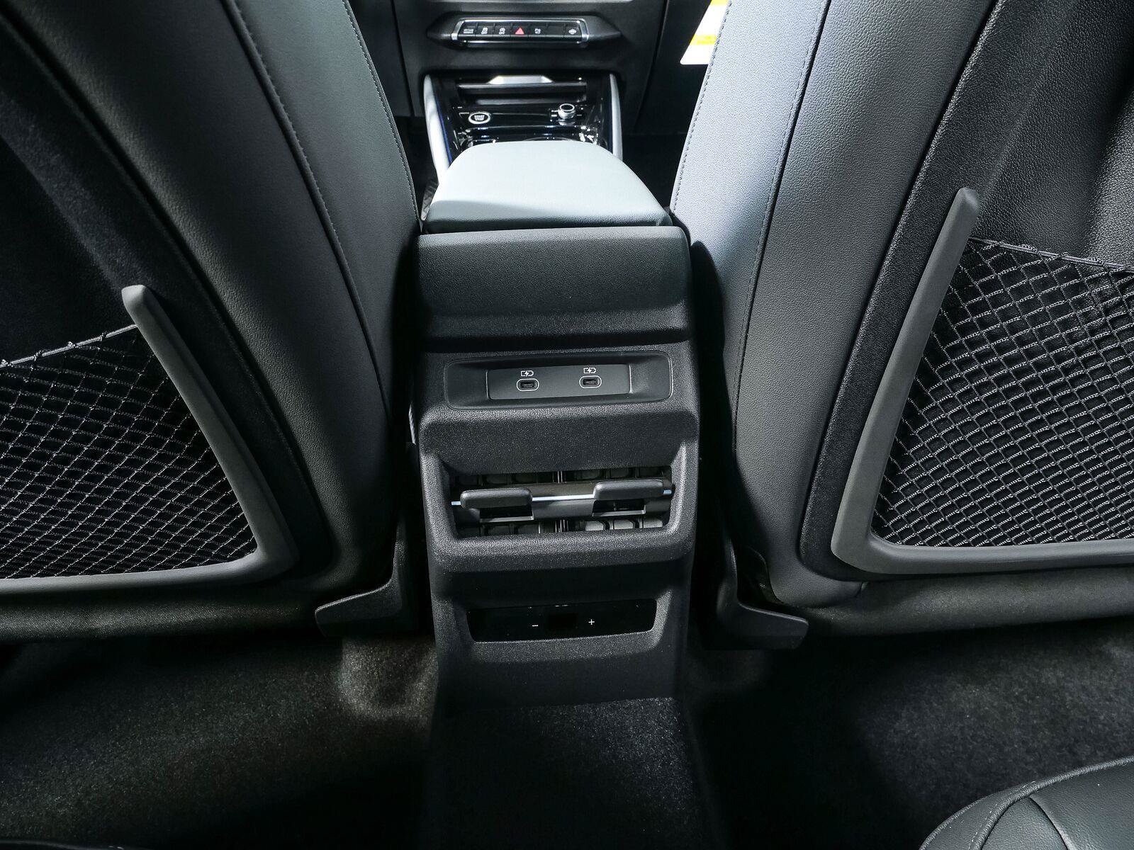 New 2026 Audi Q3 quattro 2.0T AWD/4WD image 21