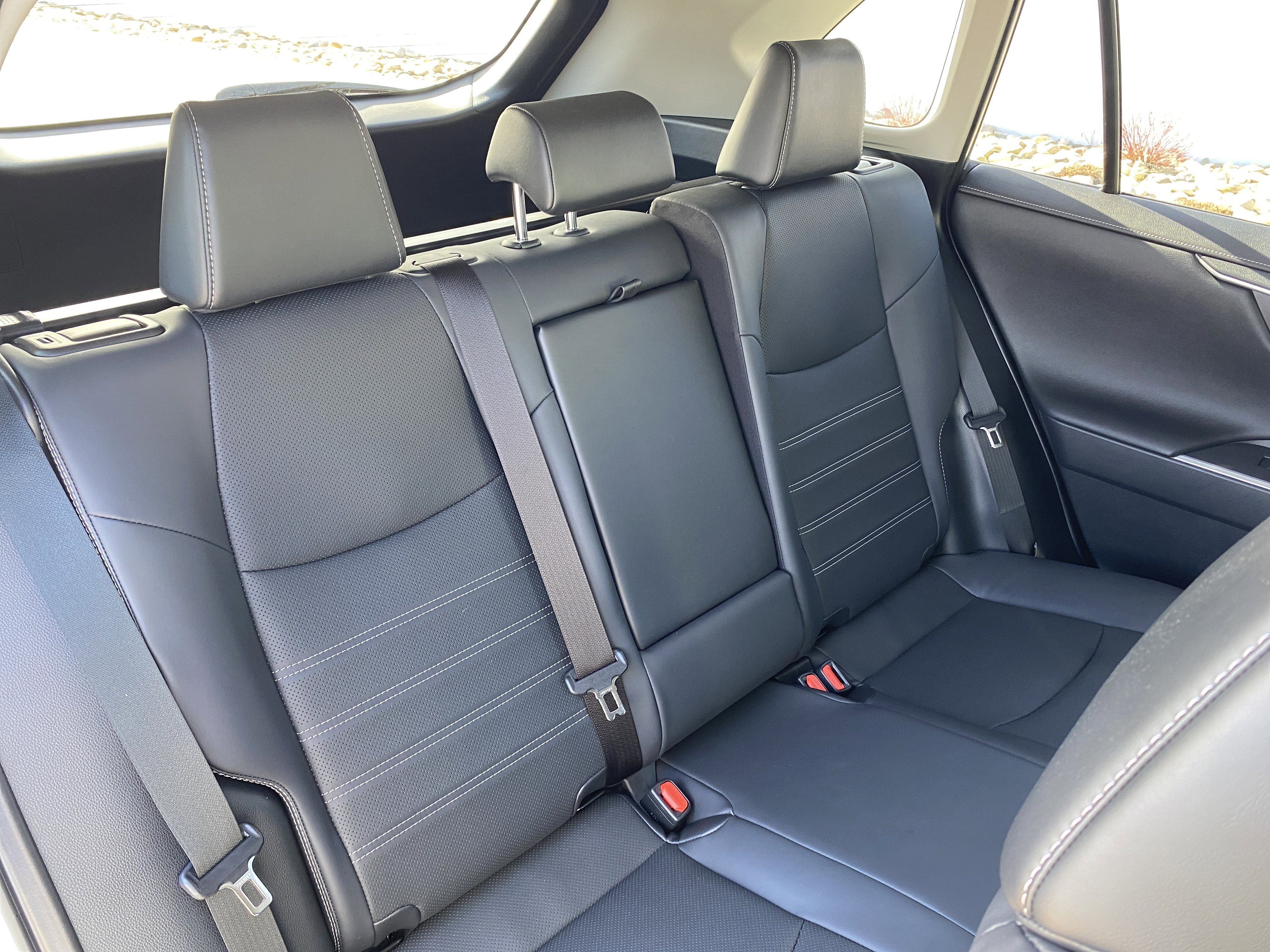 Used 2022 Toyota RAV4 Limited image 20