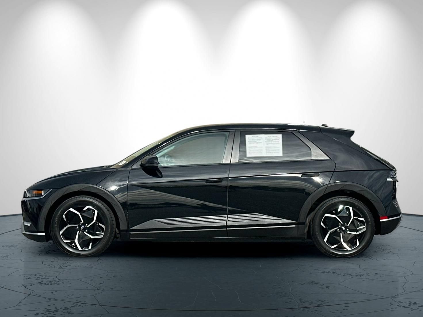 Used 2024 Hyundai Ioniq 5 SEL RWD image 7