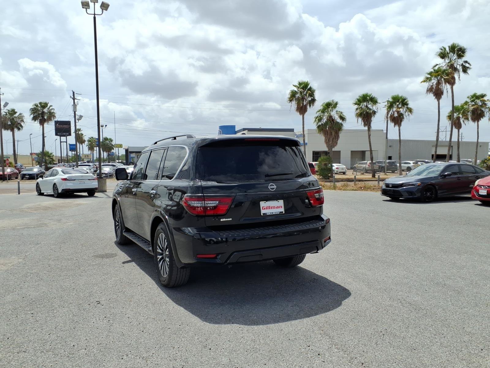 Used 2022 Nissan Armada SL w/ Midnight Edition Package RWD image 6