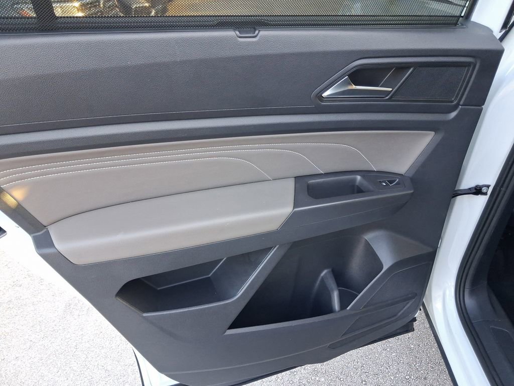 Certified 2023 Volkswagen Atlas SE w/ Panoramic Sunroof Package FWD image 11