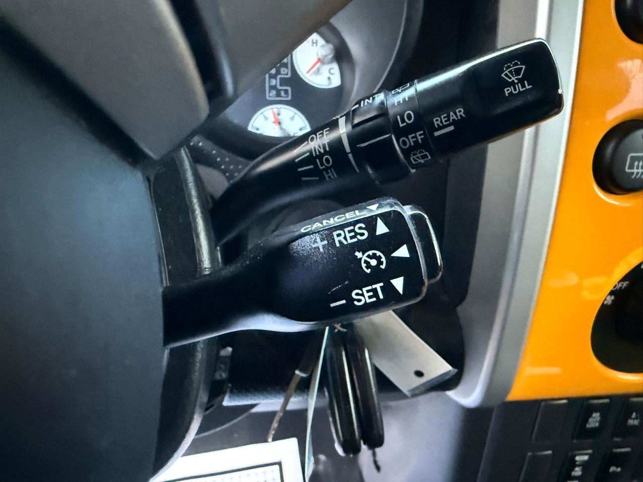 Used 2007 Toyota FJ Cruiser 4WD image 38