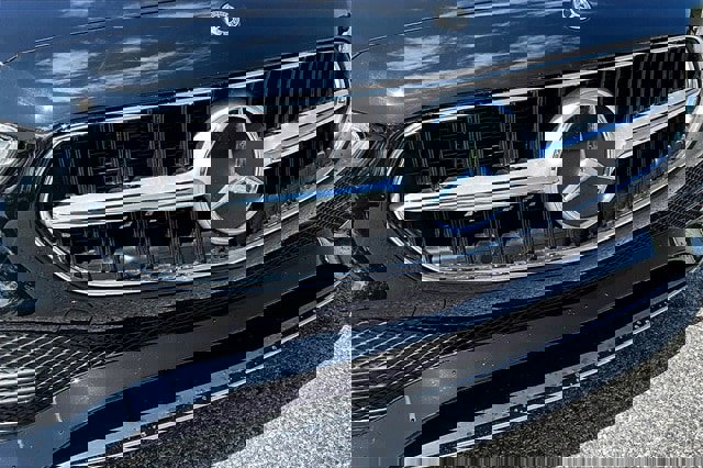 Certified 2025 Mercedes-Benz C 300 4MATIC Sedan image 36