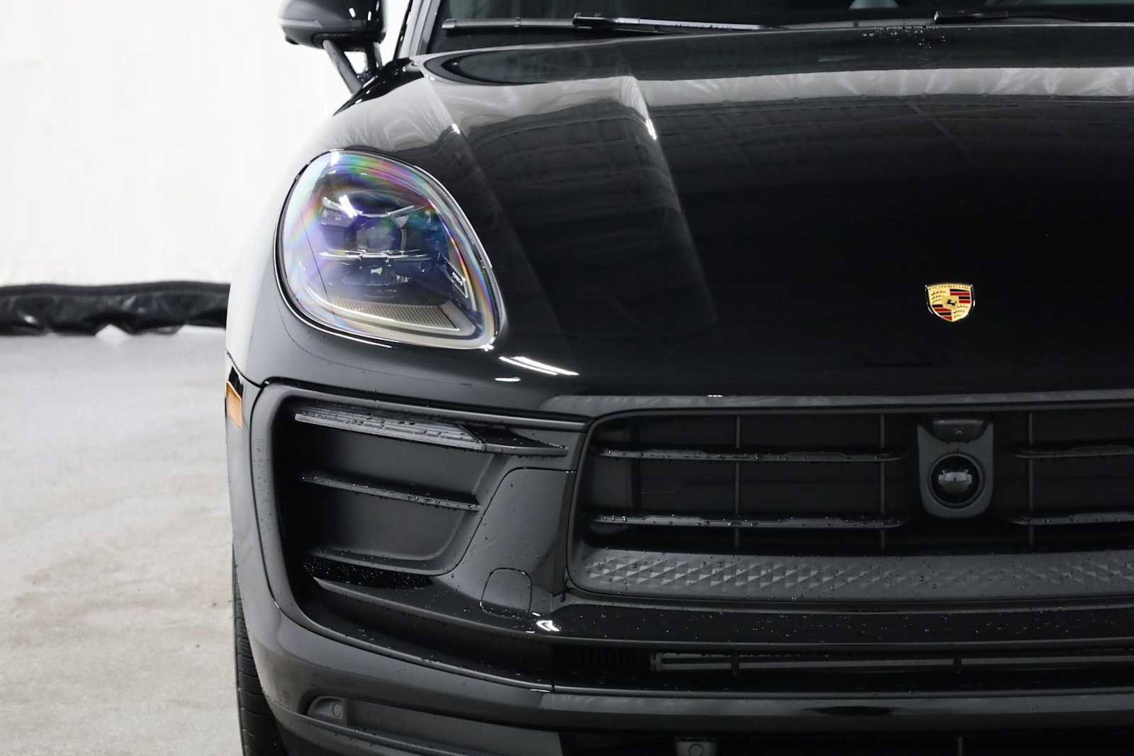 New 2026 Porsche Macan image 15