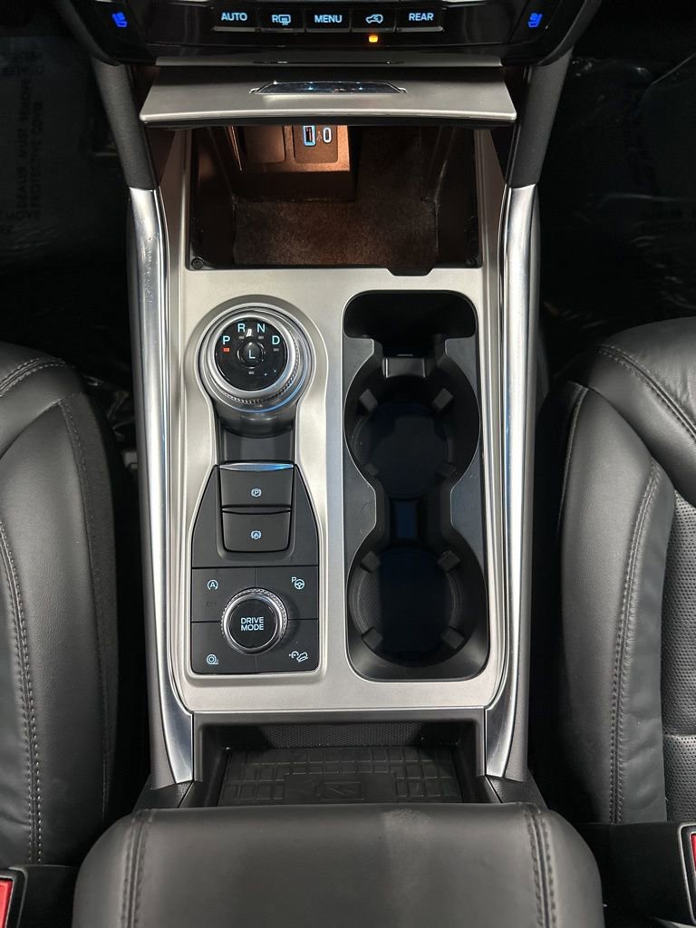 Used 2024 Ford Explorer Platinum w/ Technology Package image 22