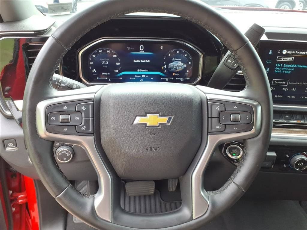 Used 2026 Chevrolet Silverado 1500 LT AWD/4WD image 28