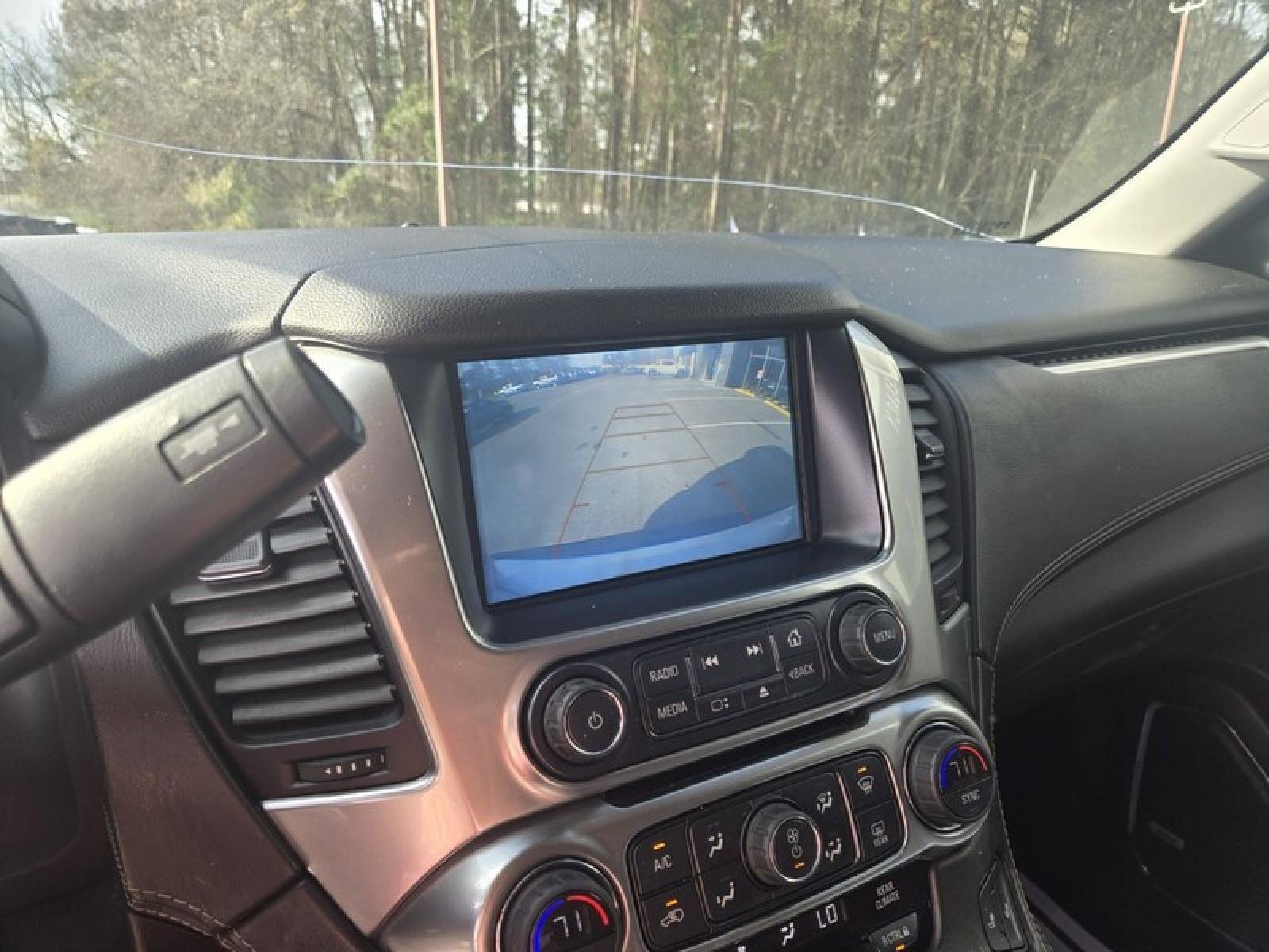 Used 2019 Chevrolet Tahoe LT image 17