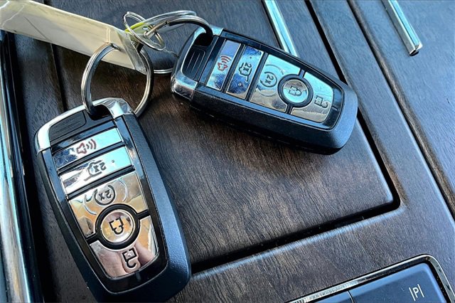 Used 2023 Lincoln Navigator L Black Label image 10