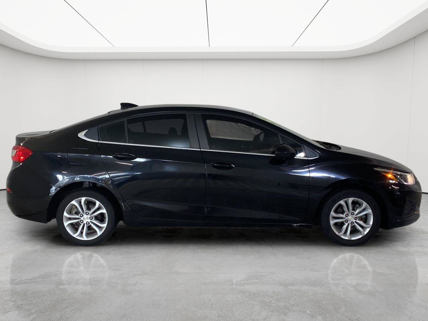 Used 2019 Chevrolet Cruze LT FWD image 55