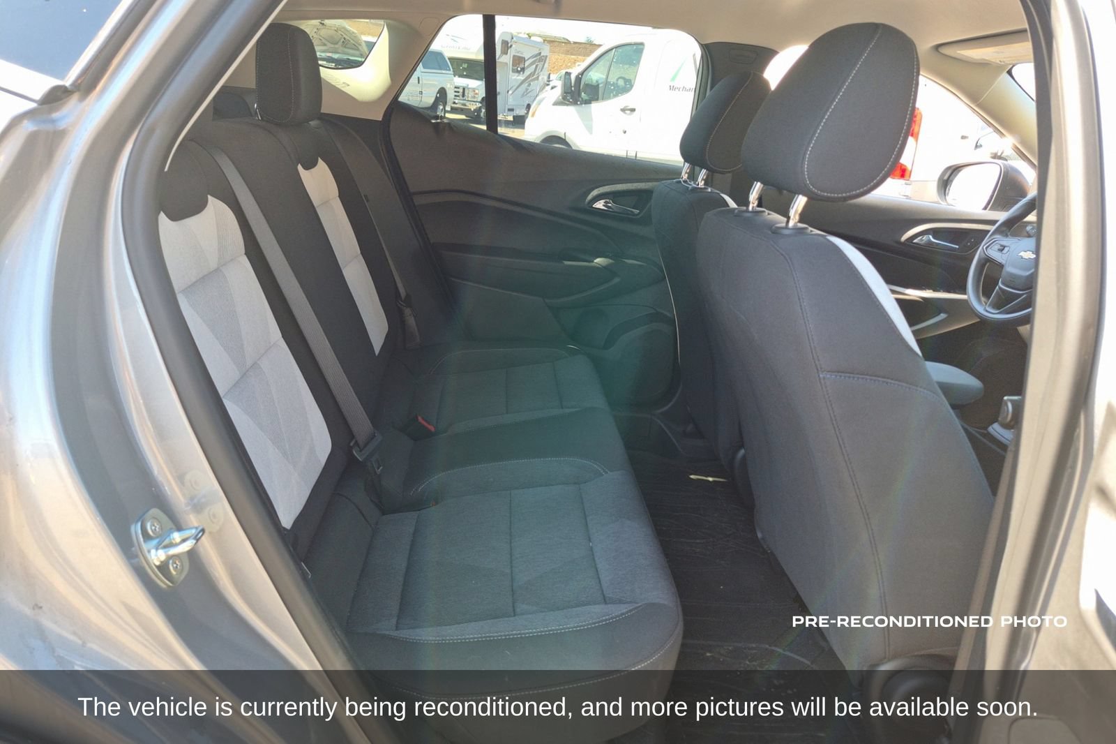 Used 2024 Chevrolet Trax LS FWD image 15