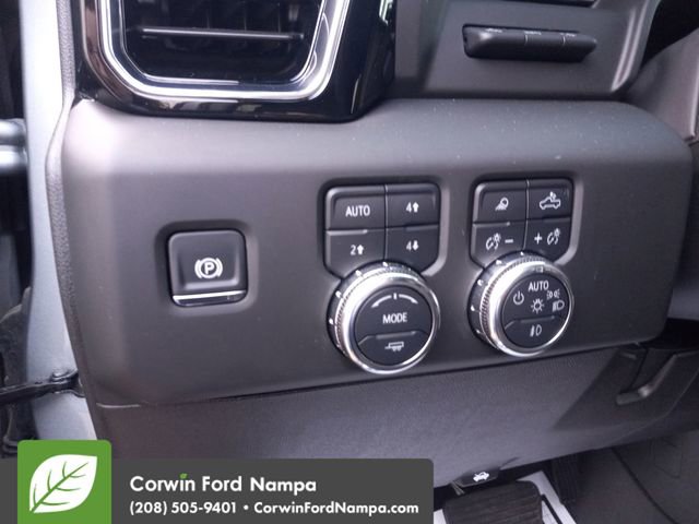 Used 2025 GMC Sierra 3500 Denali w/ Denali Reserve Package AWD/4WD image 13