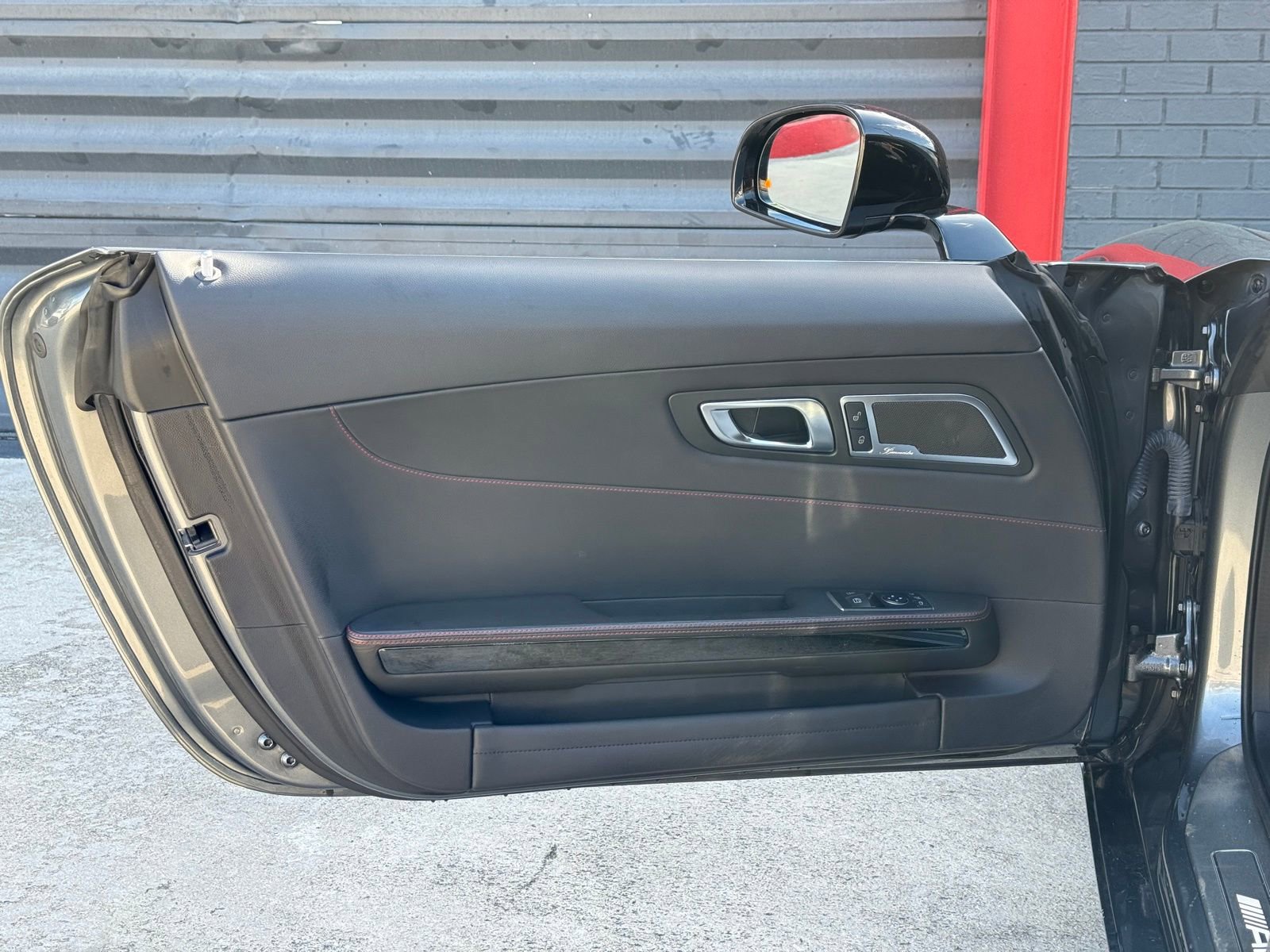 Used 2016 Mercedes-Benz AMG GT S image 15