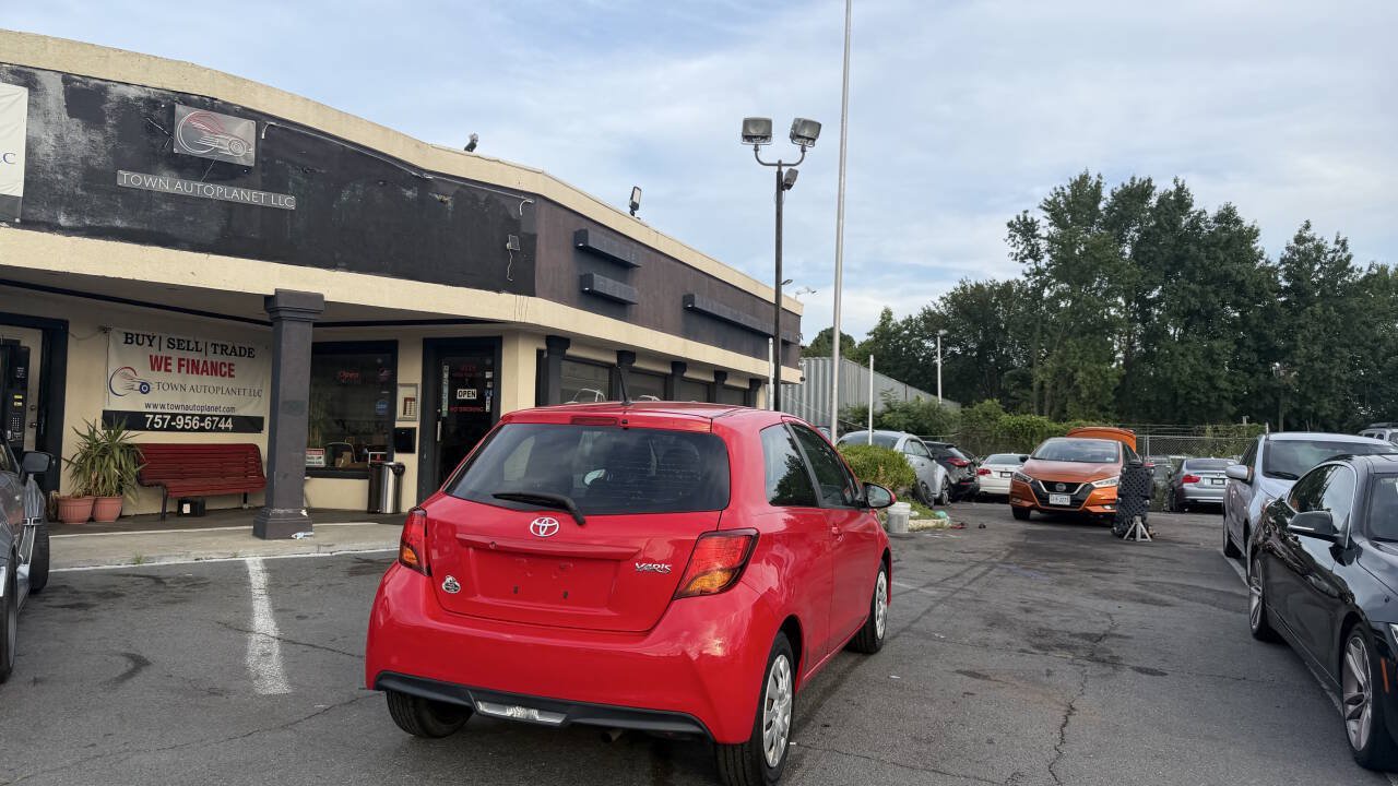 Used 2015 Toyota Yaris L FWD image 14