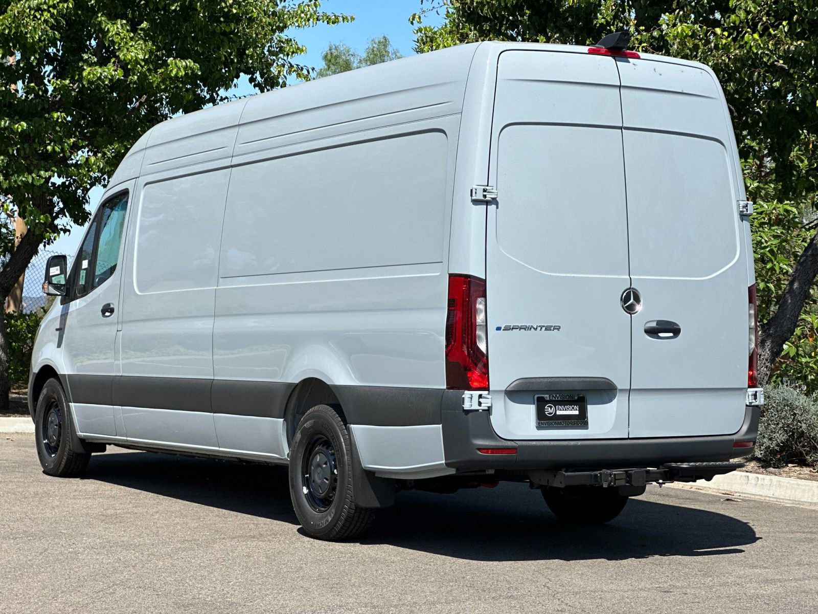New 2024 Mercedes-Benz eSprinter 170 Cargo image 5