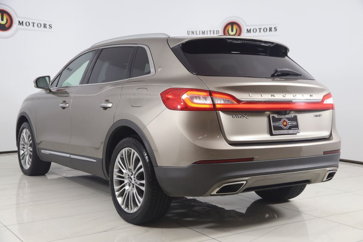 Used 2018 Lincoln MKX Reserve w/ Lincoln MKX Climate Package AWD/4WD image 4